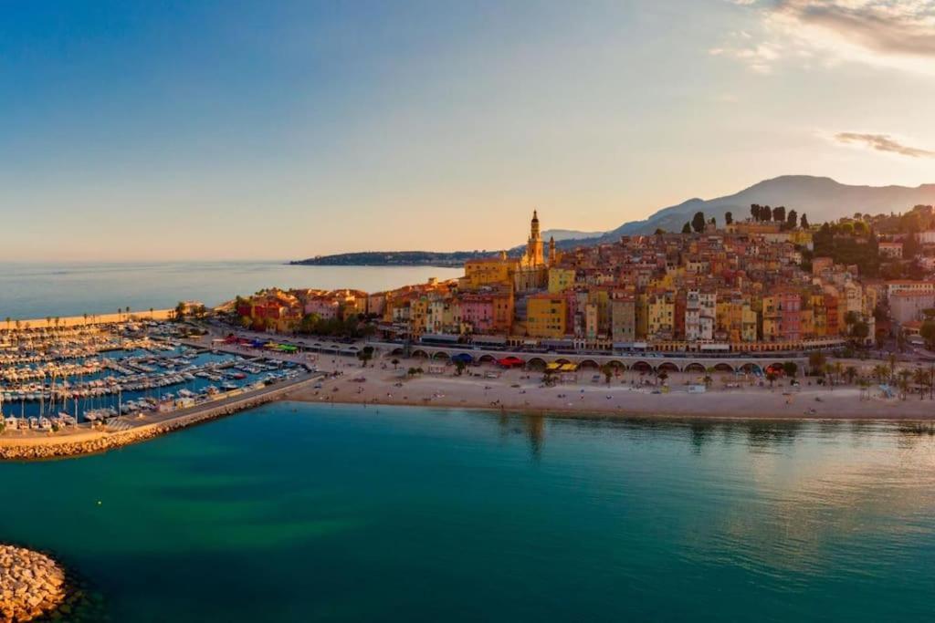 Апартаменты Menton Carre D'Or - Private Garage Экстерьер фото